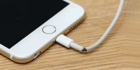 14 Things I hate About the New iPhone SE 16