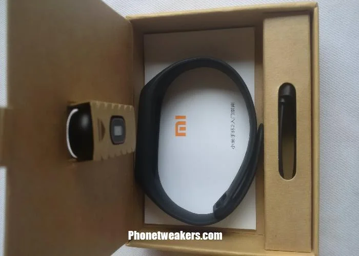 Original Xiaomi Mi Band 2 Unboxing, Review And Price 48